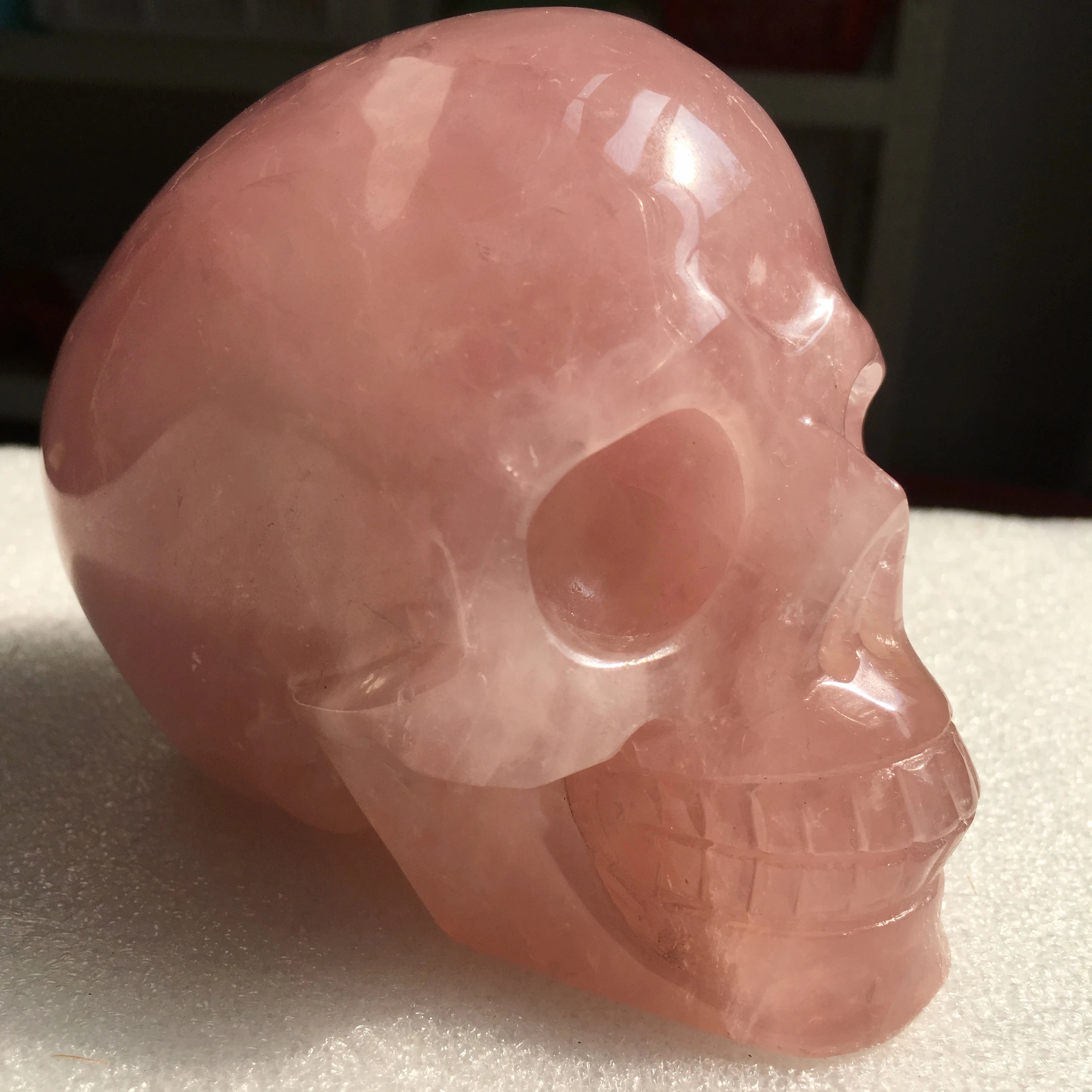 Natural Rose Quartz Crystal Skull – 1 kg of Love, Healing & Mystical Energy