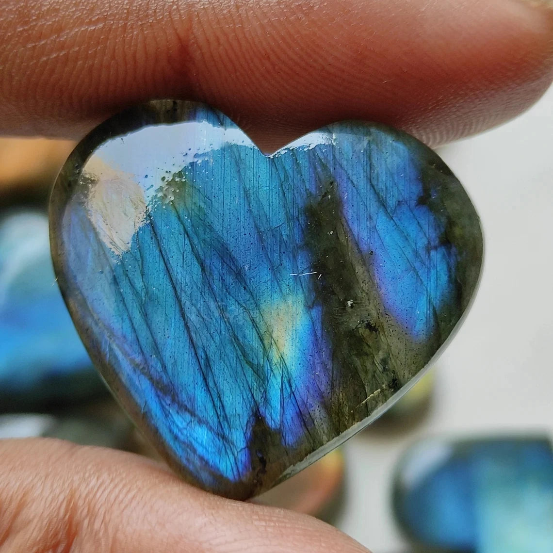 2pcs Flashy Labradorite Heart Set – Polished Crystal for Healing, Protection & Intuition (Flatback Stones)
