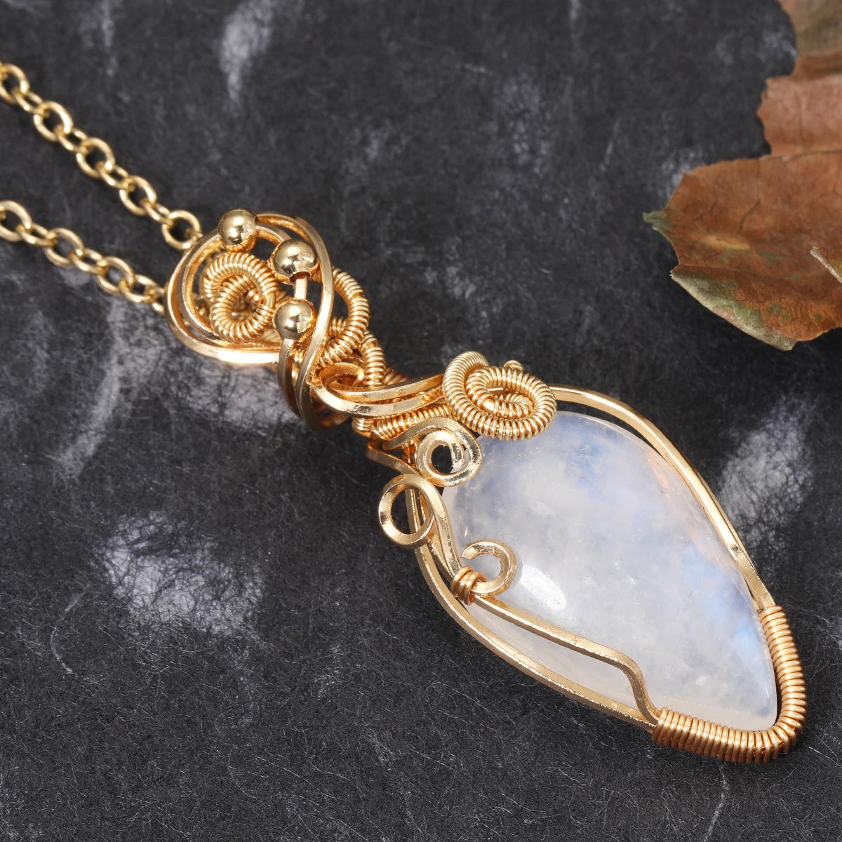 Moonstone Wire Wrapped Pendant Necklace – Intuition, Feminine Energy & New Beginnings