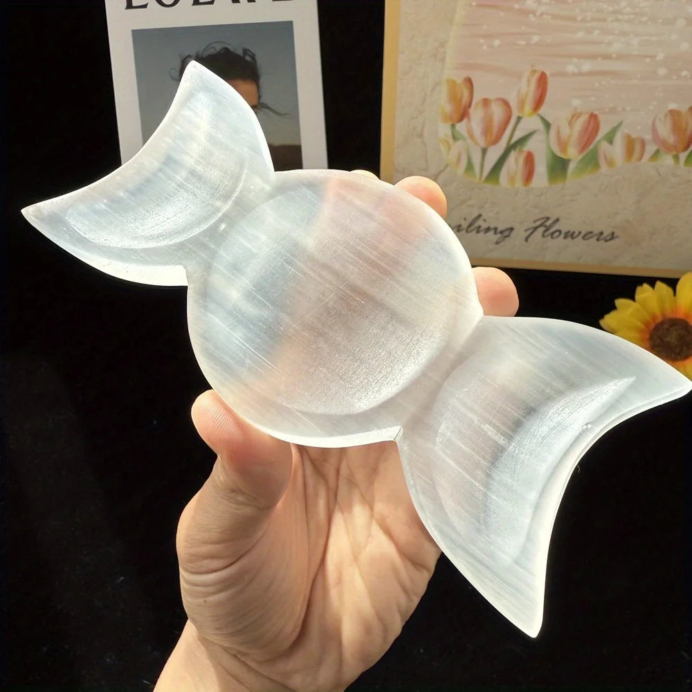 🌙 Selenite Moon Goddess Triple Moon Bowl – Crystal Altar Dish for Witchcraft, Divination & Home Décor