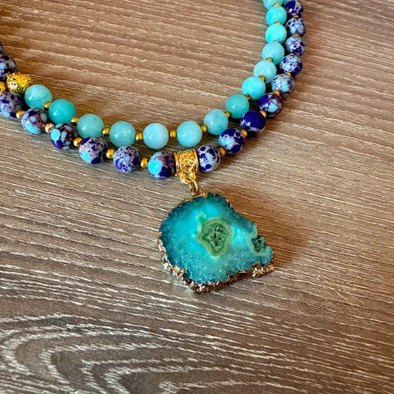 Heart of Abundance – Natural Aventurine Bead Necklace with Golden Glow