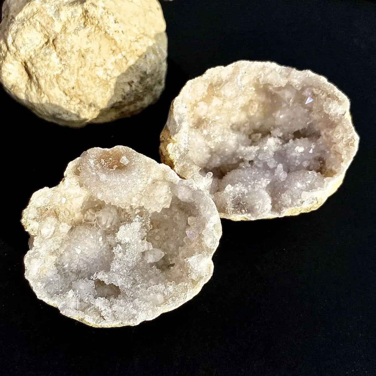 Random Natural Agate Geode – Break Your Own Crystal Surprise (1PC)