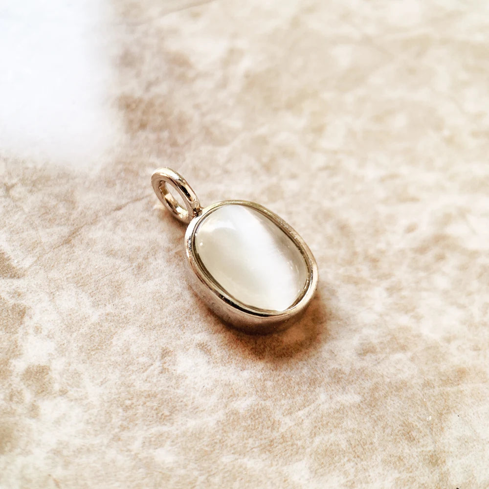 Brie & Marie White Opal Oval Pendant – 925 Sterling Silver Classic Soul Necklace