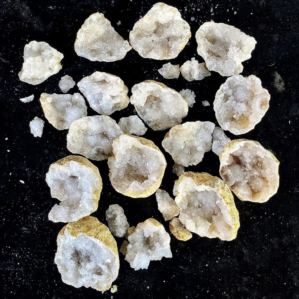 Random Natural Agate Geode – Break Your Own Crystal Surprise (1PC)