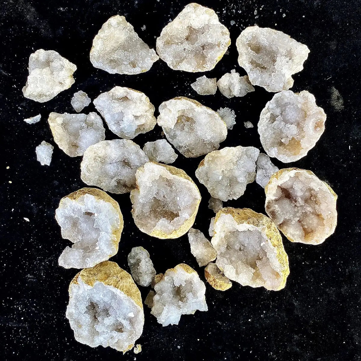 Random Natural Agate Geode – Break Your Own Crystal Surprise (1PC)