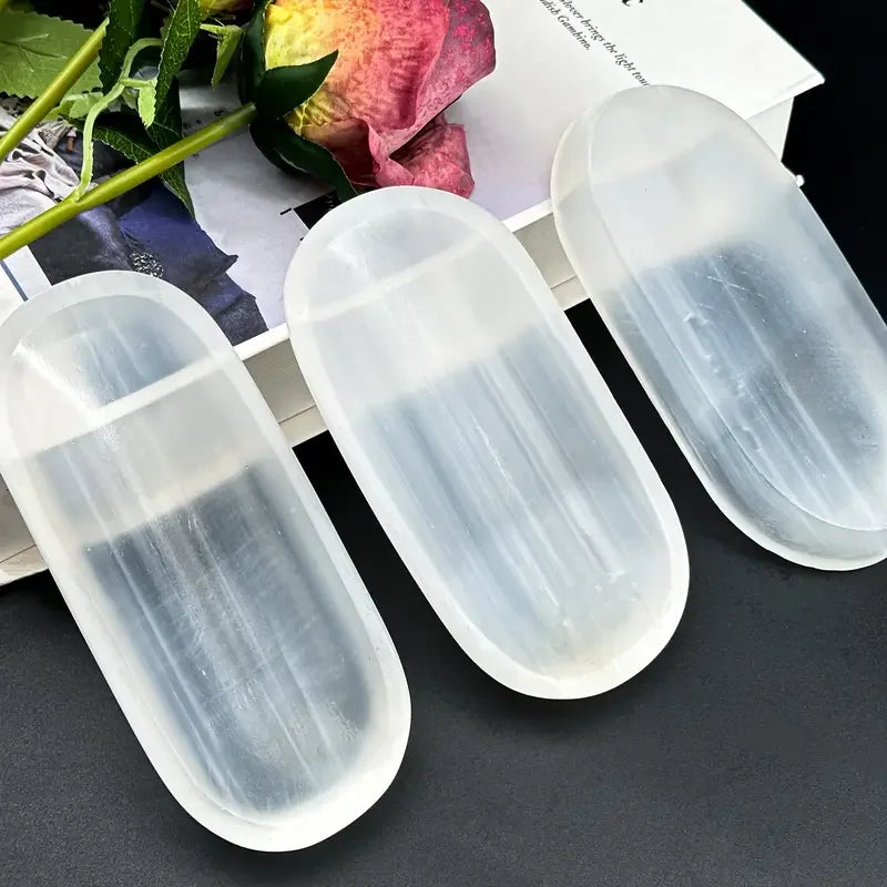 ✨ Selenite Oval Bowl – Crystal Charging Plate & Home Décor